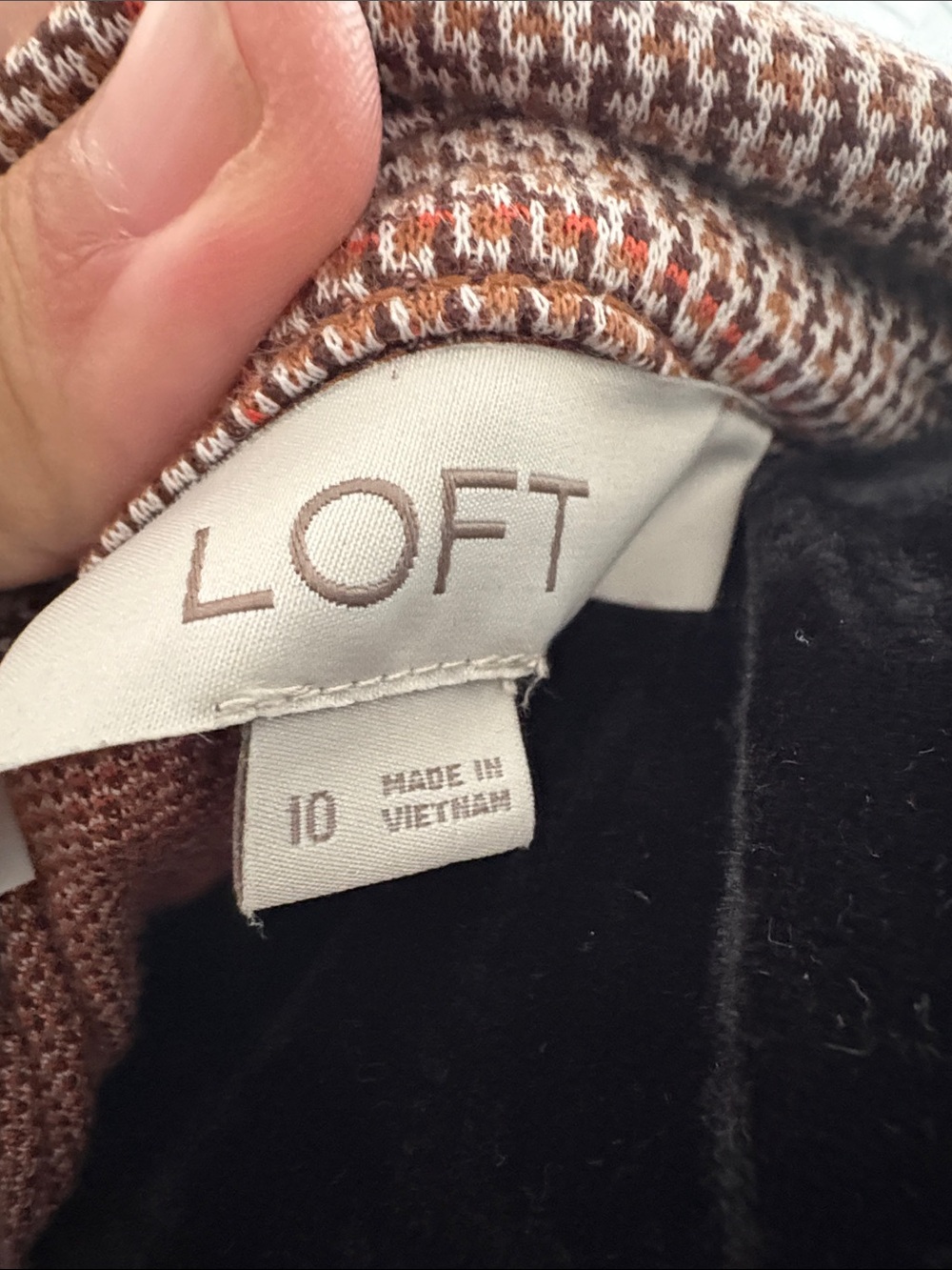 LOFT Brown and Rust Plaid Short Sleeve Button Dress - Picture 3 of 13